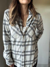 Load image into Gallery viewer, ultra soft grey plaid button down flannel