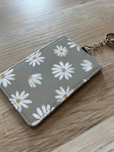 Load image into Gallery viewer, card holder keychain | 6 prints