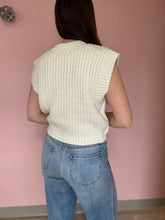Load image into Gallery viewer, oat chunky hand-knit tank