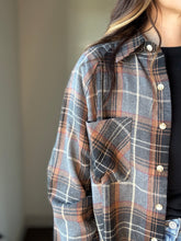Load image into Gallery viewer, grey camp flannel