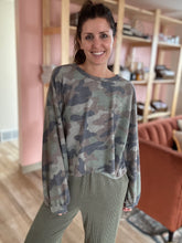 Load image into Gallery viewer, vintage olive ribbed pants