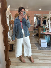 Load image into Gallery viewer, white eyelet hem culottes