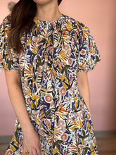 Load image into Gallery viewer, purple mix floral cotton shift dress