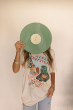Load image into Gallery viewer, a merry vintage christmas tee