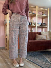 Load image into Gallery viewer, vintage tile barrel pants