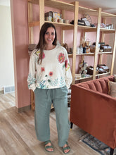 Load image into Gallery viewer, full bloom graphic sweatshirt