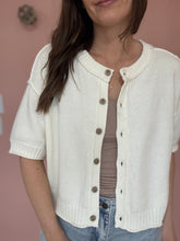 Load image into Gallery viewer, cream half sleeve button cardi