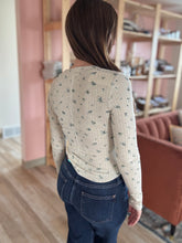 Load image into Gallery viewer, iris meadow snap henley