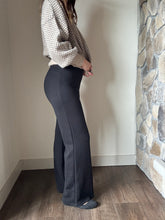 Load image into Gallery viewer, hustle knit black wide leg pants
