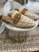 Load image into Gallery viewer, raffia slip-on mule with leather contrast buckle