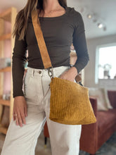 Load image into Gallery viewer, cori gold corduroy purse