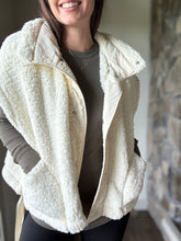 Load image into Gallery viewer, scout it out cream teddy vest