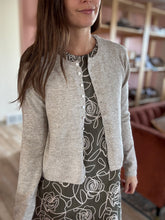 Load image into Gallery viewer, heathered oat button cardigan