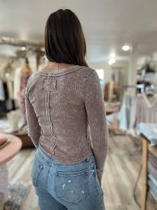 cocoa mineral washed henley