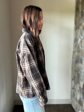 Load image into Gallery viewer, vintage black plaid cotton button down