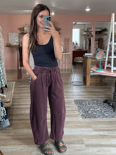 Load image into Gallery viewer, free spirit burgundy barrel sweats