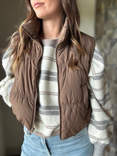 Load image into Gallery viewer, mocha puffer vest