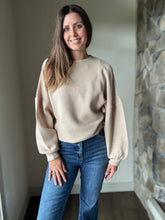 Load image into Gallery viewer, cream on a stroll ribbed pullover