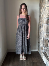 Load image into Gallery viewer, midnight ditsy floral dress
