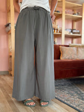 Load image into Gallery viewer, willow wide leg trousers