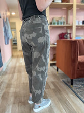 Load image into Gallery viewer, camouflage barrel drawstring pants