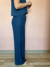 Load image into Gallery viewer, dark chambray wide leg pants