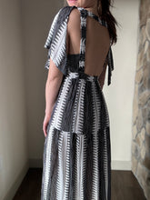 Load image into Gallery viewer, black + white maxi dress