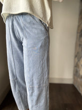 Load image into Gallery viewer, vintage blue barrel joggers