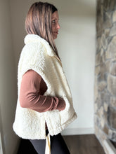 Load image into Gallery viewer, scout it out cream teddy vest