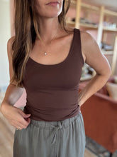 Load image into Gallery viewer, dark brown soft basic scoop tank