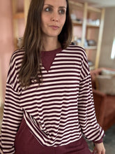 Load image into Gallery viewer, vintage wine striped pullover