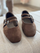 Load image into Gallery viewer, espresso suede albany double strap flats