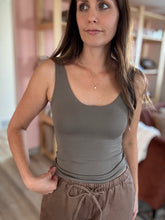 Load image into Gallery viewer, burnt olive soft basic scoop tank
