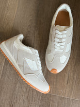 Load image into Gallery viewer, blowfish white+grey sneakers