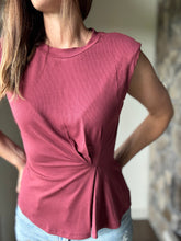 Load image into Gallery viewer, merlot twist pleated top