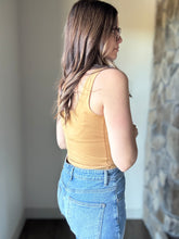 Load image into Gallery viewer, golden rod soft basic scoop tank