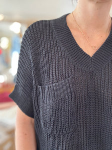 black short sleeve sweater knit top