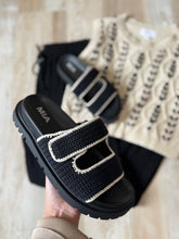 Load image into Gallery viewer, oatmeal+black chunky stitch vest