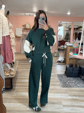 Load image into Gallery viewer, everglades sweatpants