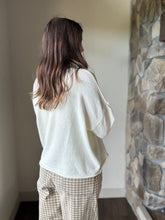 Load image into Gallery viewer, cream quarter zip with khaki contrast