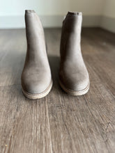 Load image into Gallery viewer, TOMS canteen hailey ankle boot