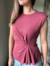 Load image into Gallery viewer, merlot twist pleated top