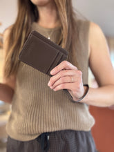 Load image into Gallery viewer, espresso cardholder wristlet