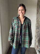 Load image into Gallery viewer, green camp flannel