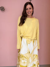 Load image into Gallery viewer, banana soft spring sweater