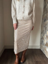 Load image into Gallery viewer, champagne sequin skirt
