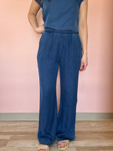 Load image into Gallery viewer, dark chambray wide leg pants