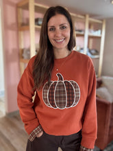 Load image into Gallery viewer, plaid pumpkin sweatshirt