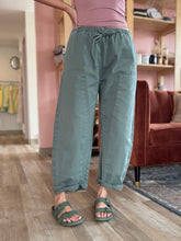 Load image into Gallery viewer, hunter barrel denim pants