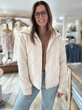 Load image into Gallery viewer, ecru ribbed collar quilted jacket